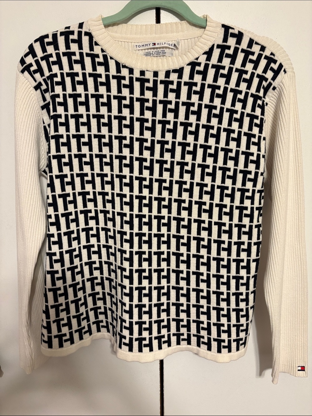 Vintage 2000 Tommy Hilfiger Cream and Black Monogram Crewneck Sweater